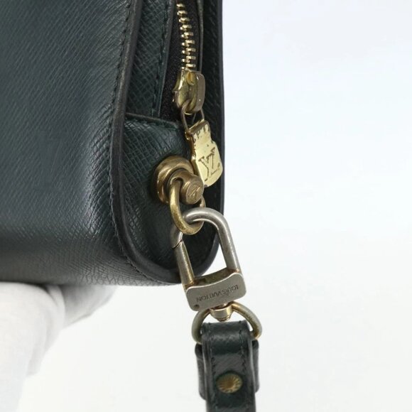 LOUIS VUITTON Taiga Baikal Clutch Bag Epicea - Picture 9 of 15